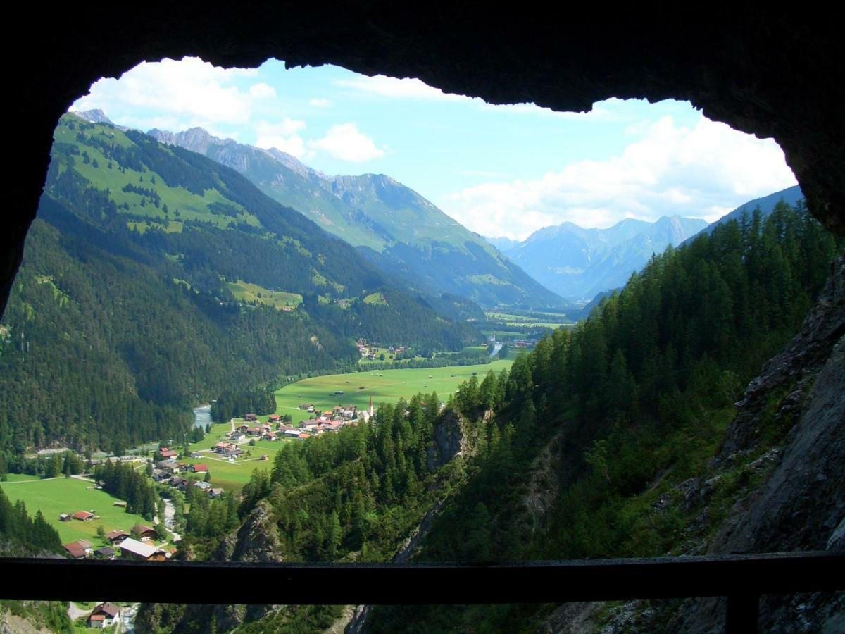 Appartement Haus Alpina à Häselgehr Extérieur photo